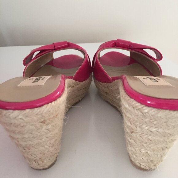 Valentino Mena Bow Hot Pink Patent Leather Wedge Espadrille Slide Sandal - Picture 3 of 10